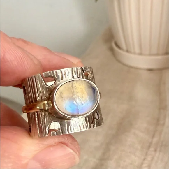 Sundance Silver and Moonstone Ring. 7US - Picture 9 of 11